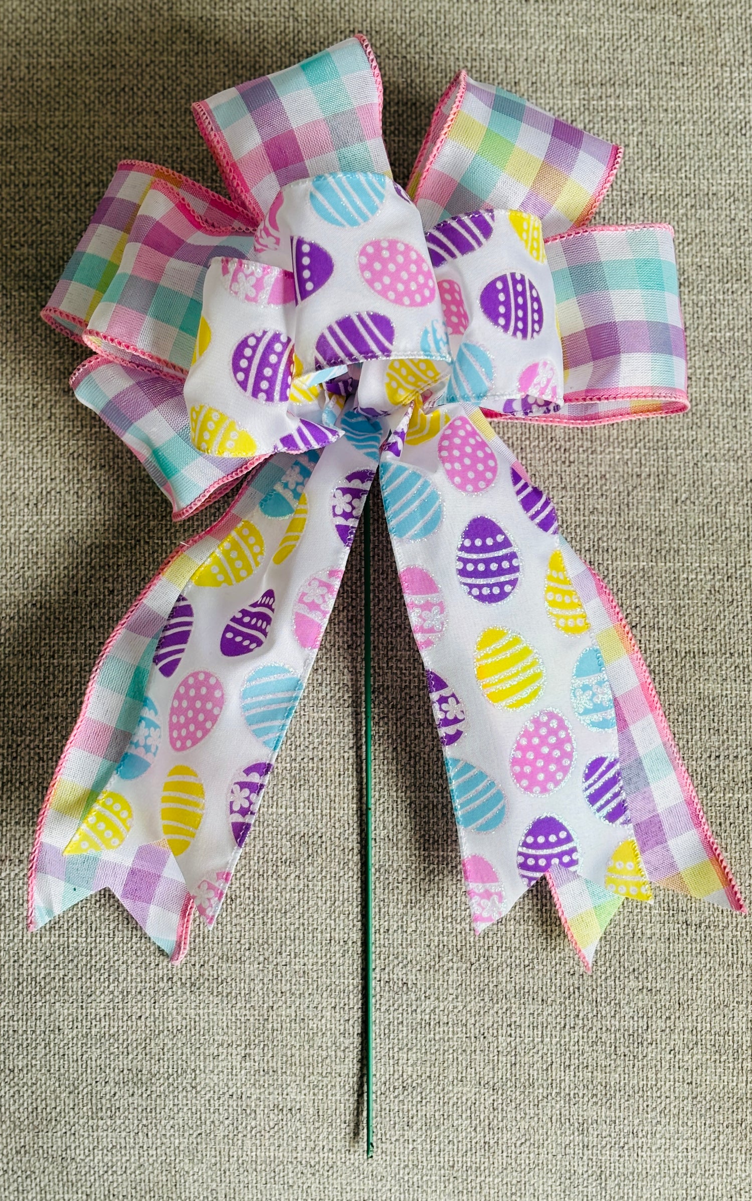 Easter Bow Pick