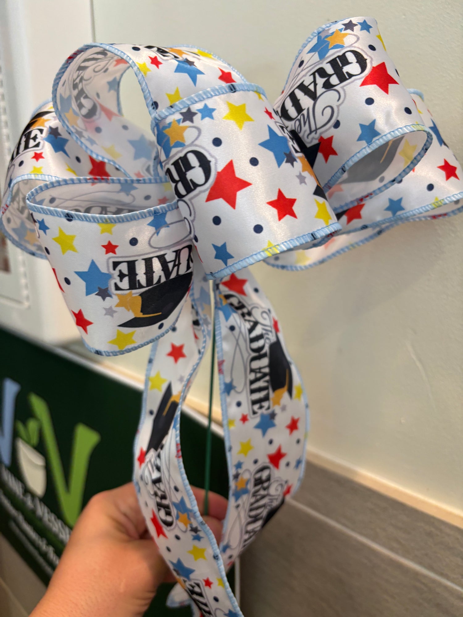 Graduation Hat Bow Pick